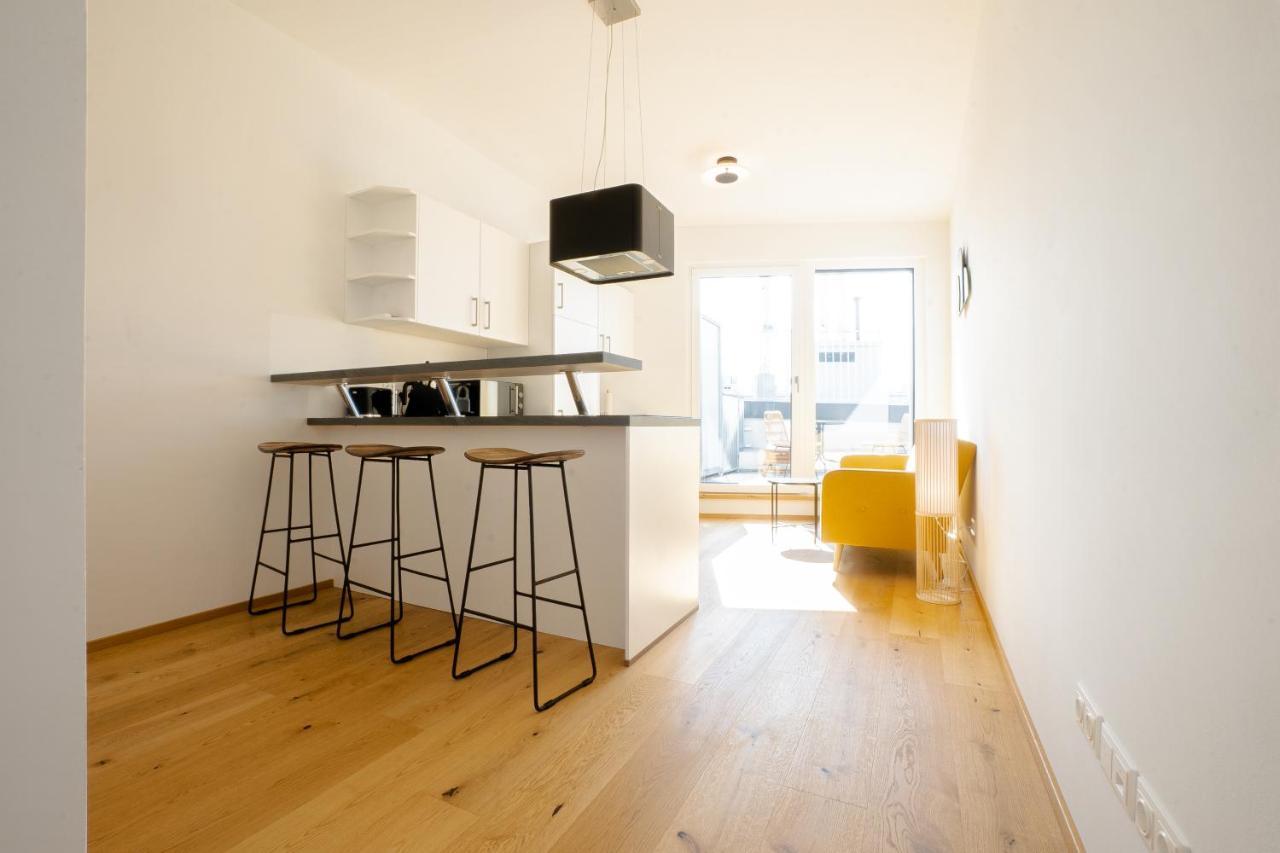 Orestaliving - Penthouse With Private Terrace فيينا المظهر الخارجي الصورة