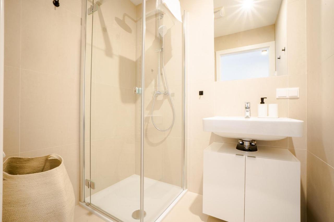 Orestaliving - Penthouse With Private Terrace فيينا المظهر الخارجي الصورة